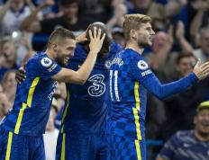 IM体育下载-奥格斯堡备战与多特蒙德的比赛