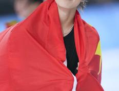 IM体育下载-运动员们拚尽全力，向着金银铜牌冲刺