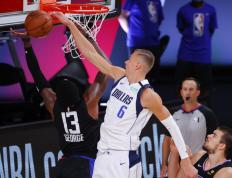 IM体育官方网-猛龙碾压快船，米切尔刷新纪录