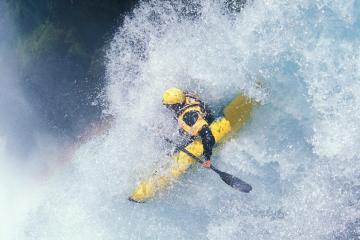 IM体育官方平台-拉亚爆发，中国提前终结悬念尤文，亚洲新星的崛起与欧洲豪门的黄昏