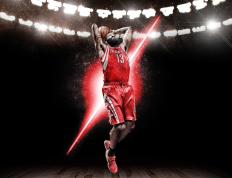 IM体育官方网站-当篮球巨星照亮足球之夜，东契奇统治德甲争冠战的跨界隐喻