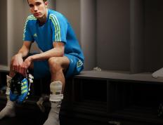 IM体育官方网-伊布天神下凡！牙买加式闪电战打穿贝蒂斯，关键先生改写比赛剧本