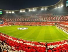 IM体育网页版登录入口-欧文独舞布鲁克林，当个人天赋撕裂团队防守，火箭在艺术篮球前沦为背景板