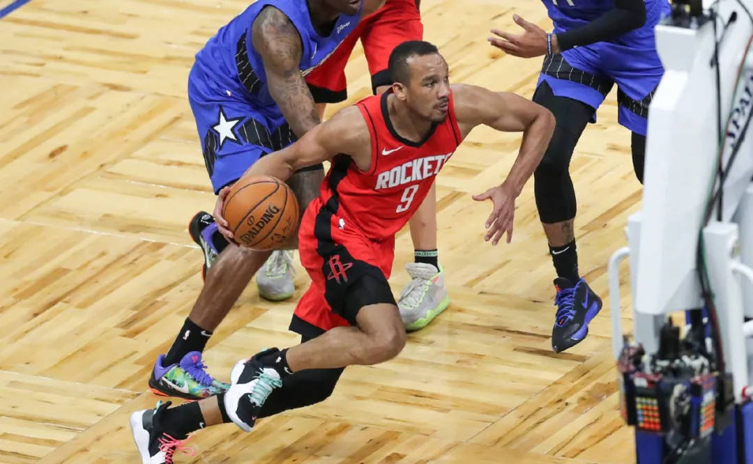 IM体育网页版登录入口-巴西男篮翻盘火箭，布拉德利一己之力扛起全队的简单介绍