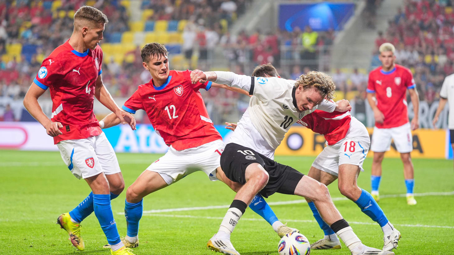 IM体育注册链接-包含欧洲足球精英集结,谁将荣获胜利?的词条