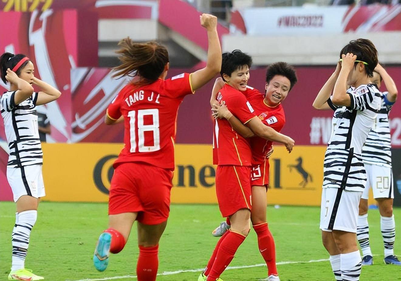 IM体育动画直播通道-包含红色悬念！谁将跻身女足巅峰？的词条