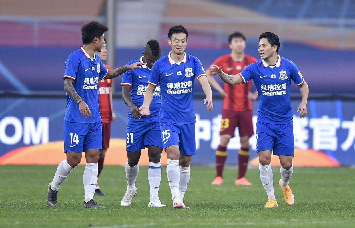 IM体育平台-亚洲球员在国内联赛中创造历史