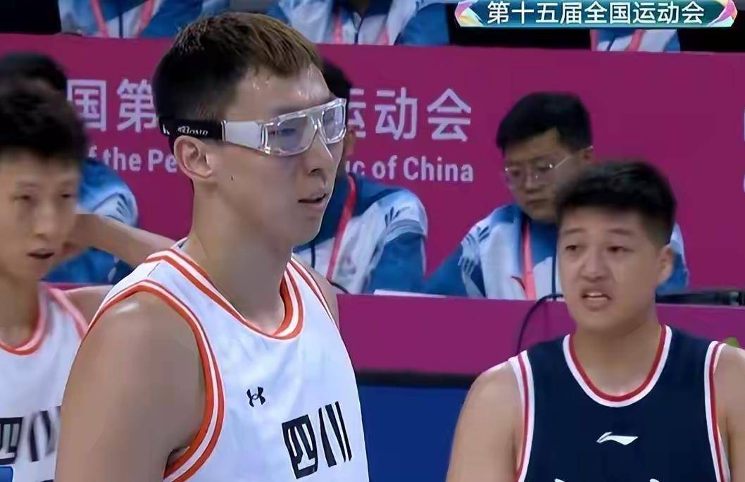 IM体育动画直播通道-河南男篮将客场挑战四川男篮的简单介绍