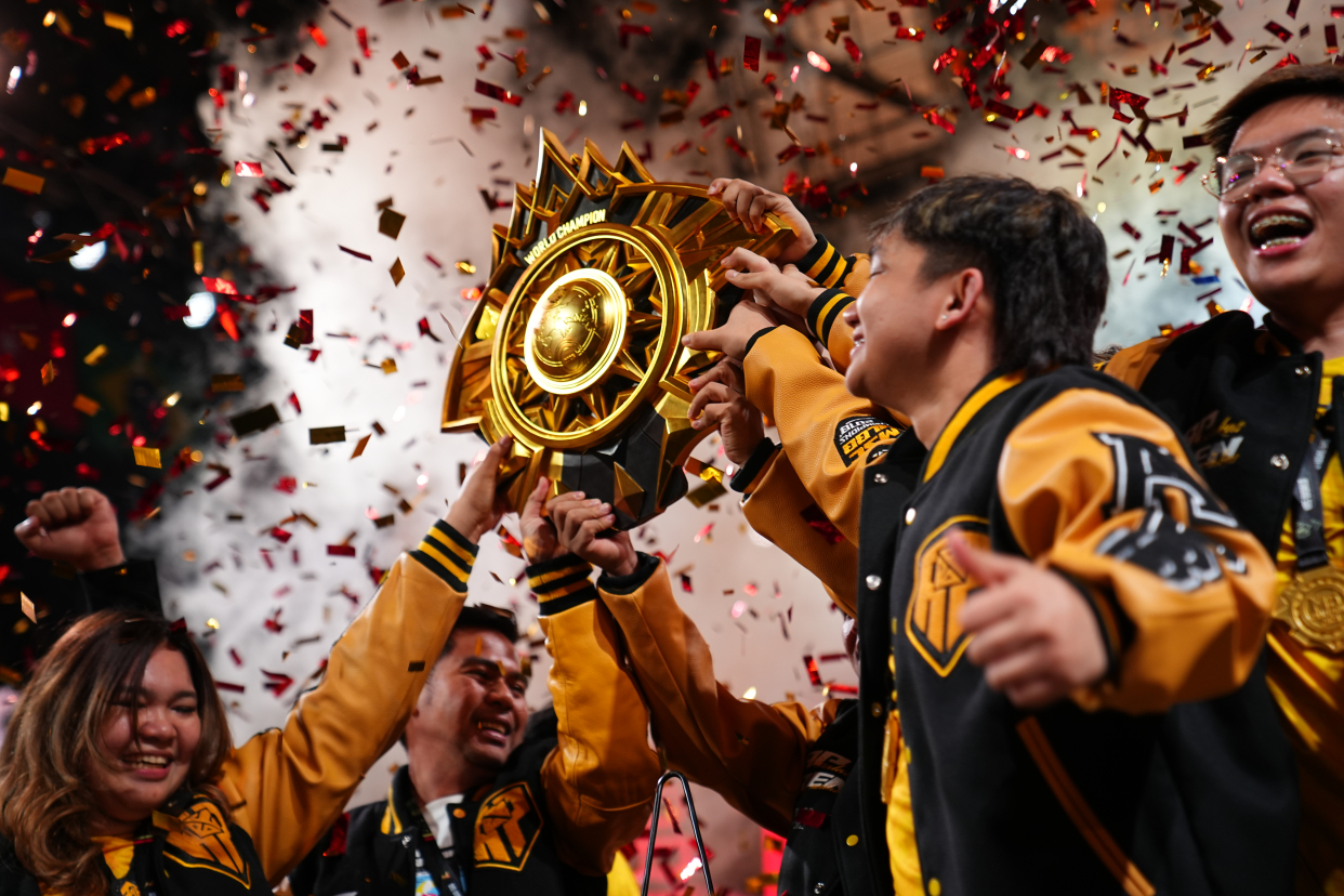 IM体育官方网-包含新生代球队冲上国际赛场，争夺胜利的词条