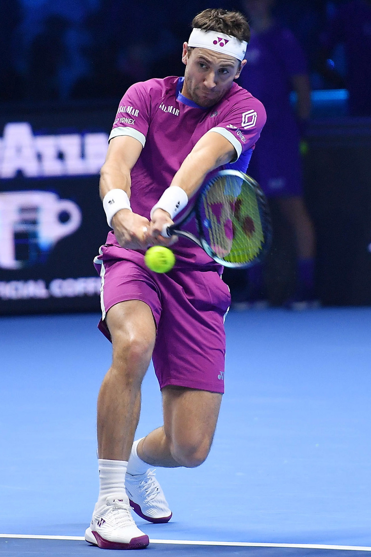 IM体育官方网站-包含日本网球队险胜世界网球队，兹维列夫统治全场的词条