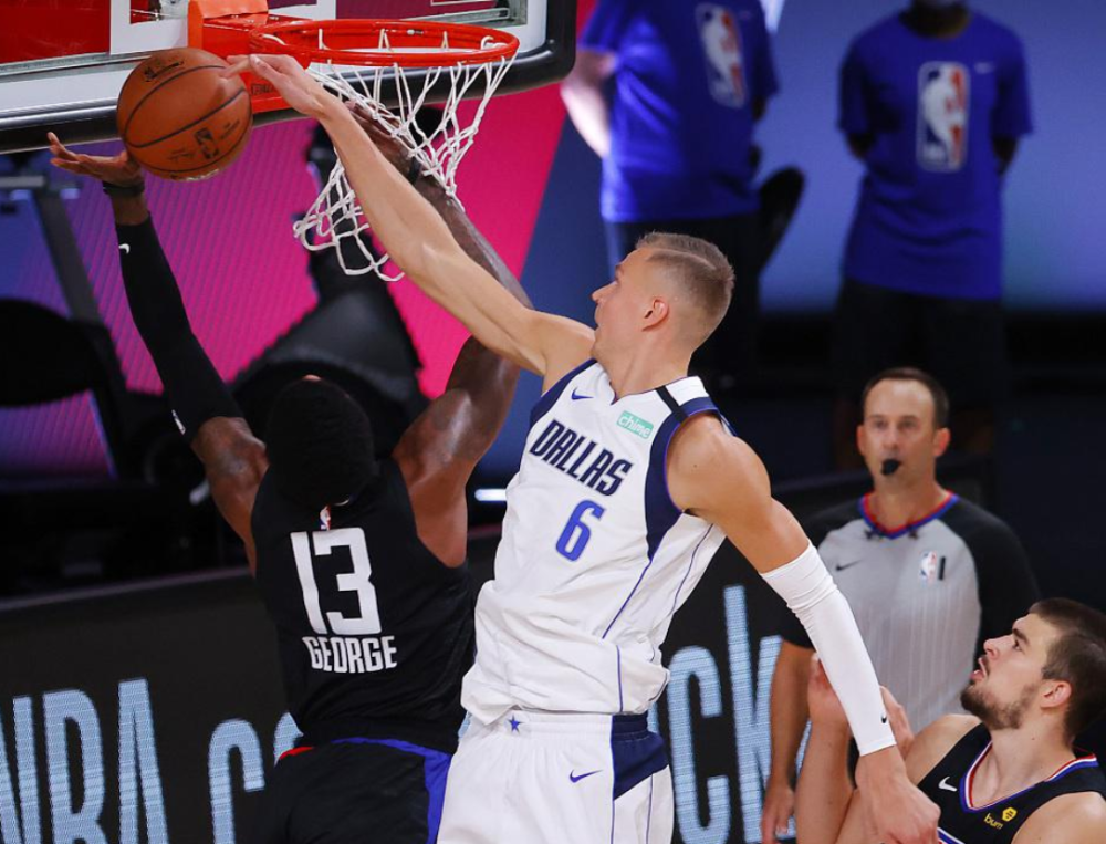 IM体育官方网-猛龙碾压快船，米切尔刷新纪录