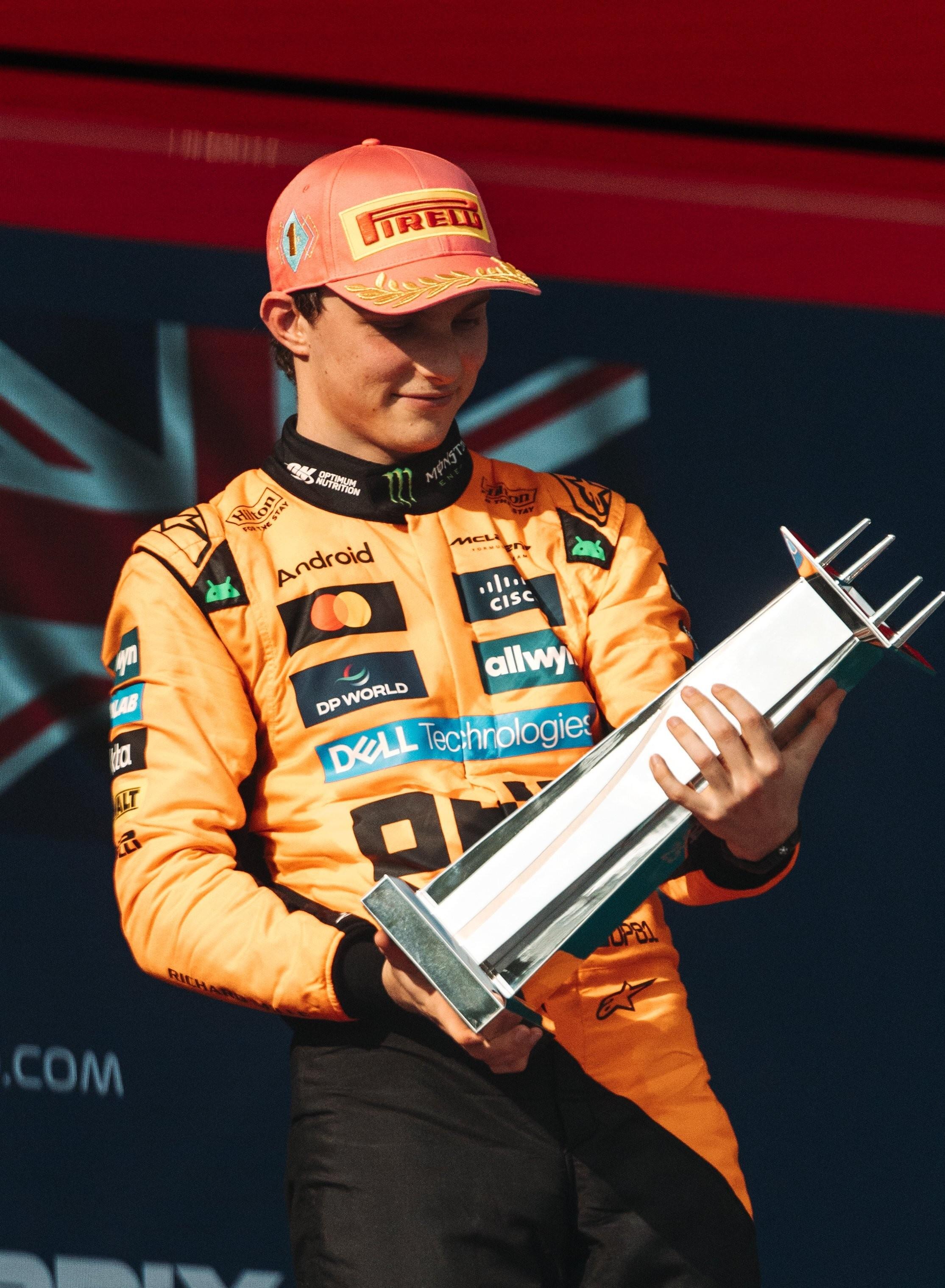 IM体育官方网-红牛车队逆转迈凯伦,佩雷兹关键制胜的简单介绍