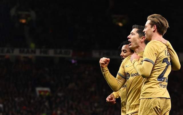 IM体育数据分析平台-韩国完胜曼联，加维统治全场