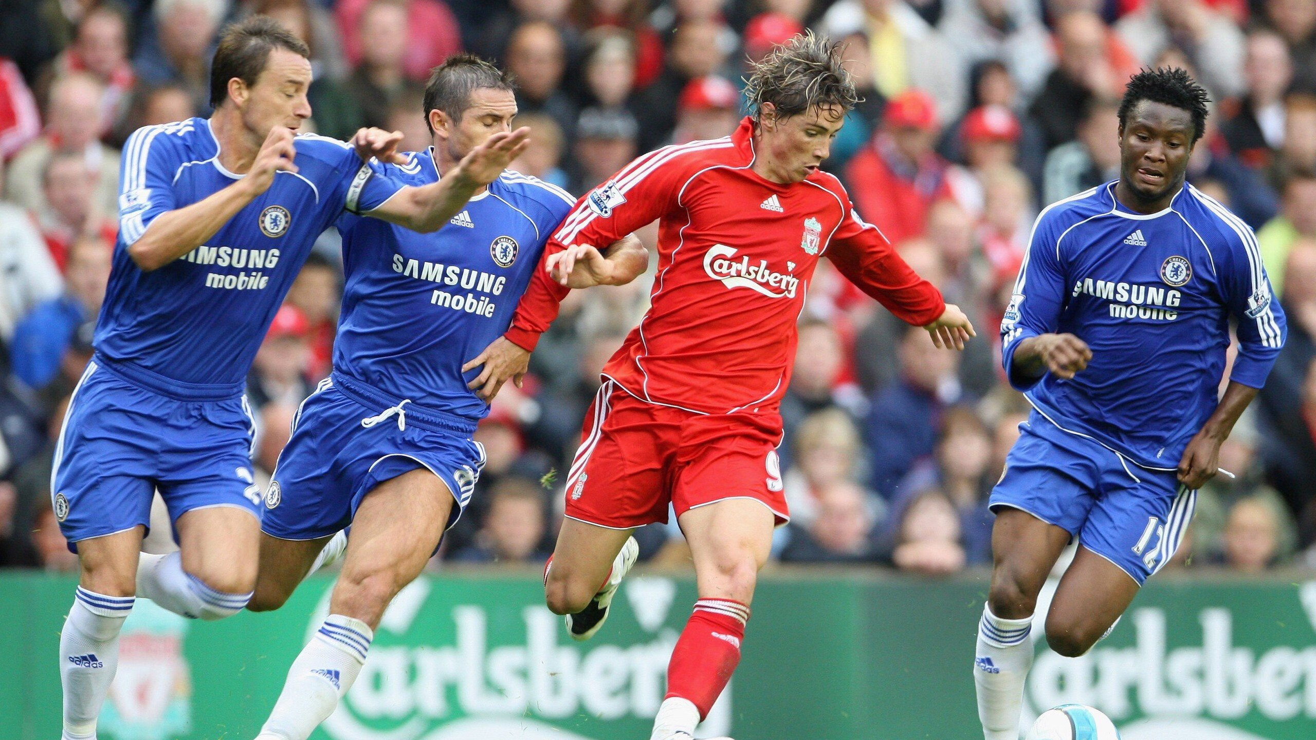 IM体育app-维尼修斯闪耀定乾坤，利物浦压哨绝杀塞内加尔的战术博弈